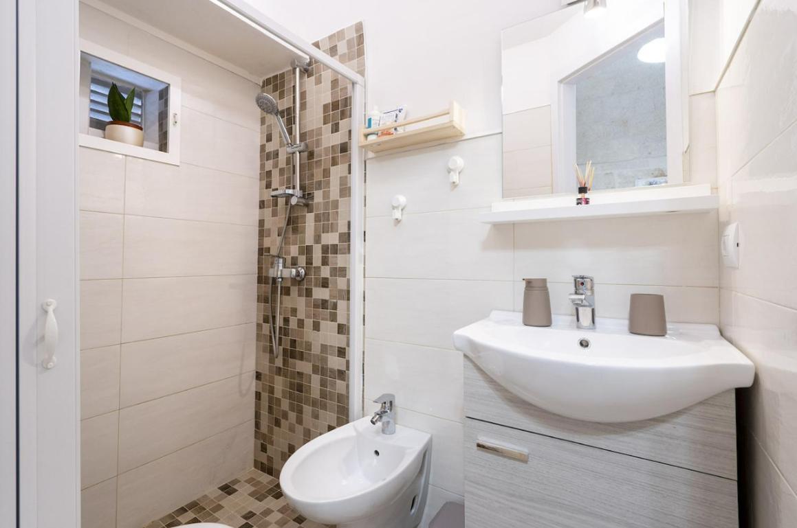 Chiarina Rooms 2 Polignano a Mare Εξωτερικό φωτογραφία